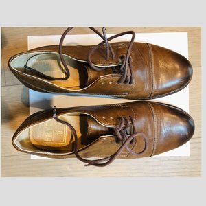 Frye Oxford, Size 7.5